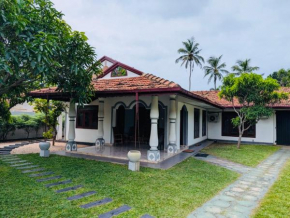 Dona's villa in Pamunugama